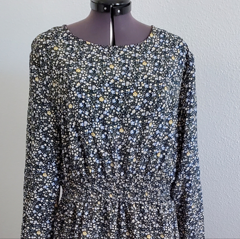 Max Maxi Dress - Picture 2 of 9